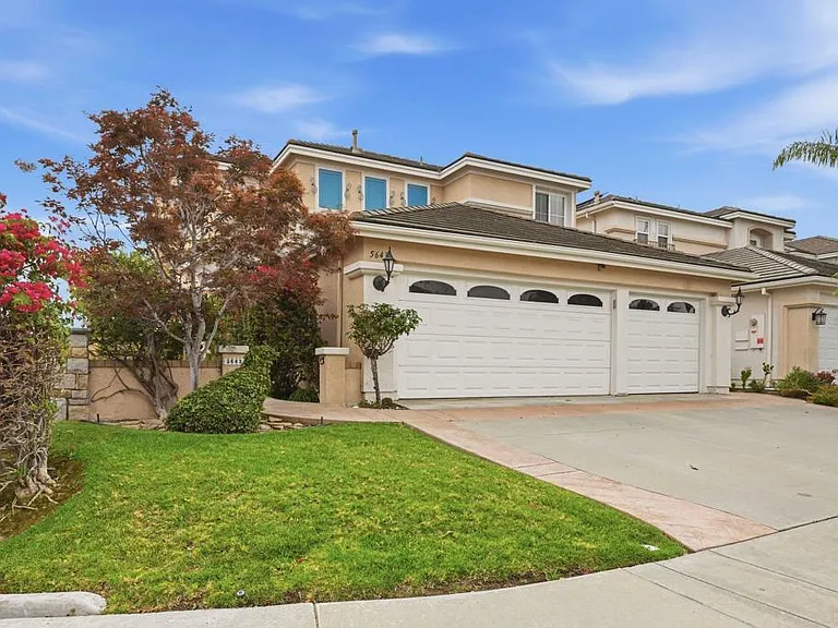 5643 Willowmere Ln — Photo 2