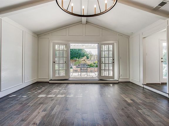 3rd image of 6618 Regalbluff Dr