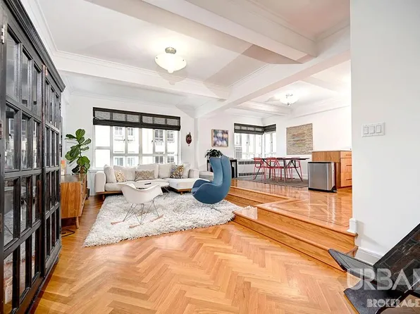 10 West 74th Street PHD image 2 of 18