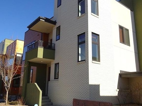 View from Vallejo St.