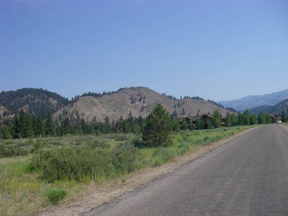 2nd image of 4 Featherville Acres #2