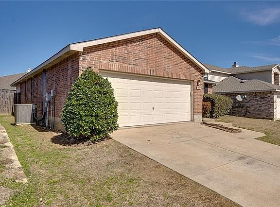 3rd image of 3609 Andalusian Dr