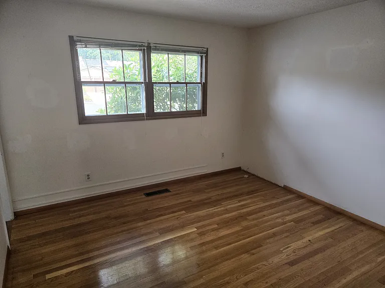 11530 SW Jody St — Photo 16