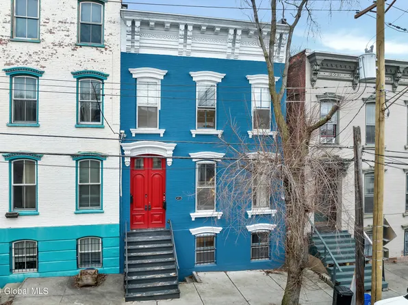 132 Grand Street, Albany, NY 12202