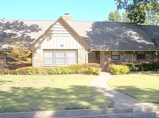 6111 E 54th St, Tulsa, OK 74135