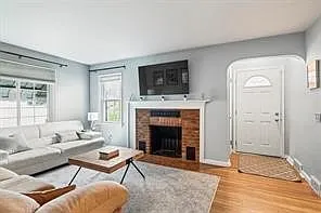 839 Elmwood Ave — Photo 6