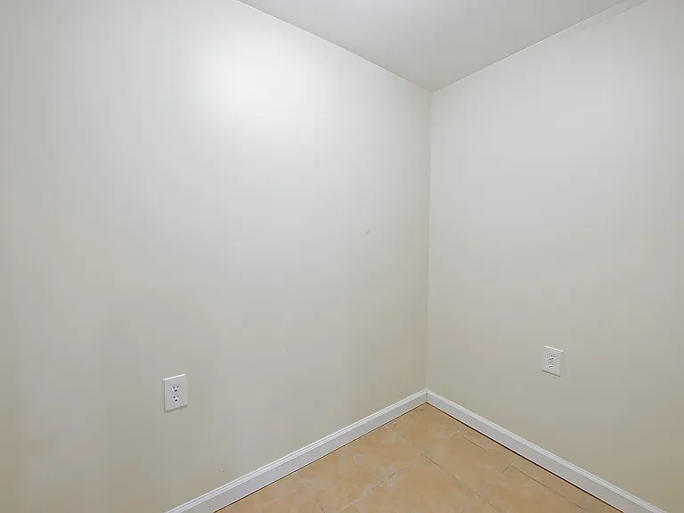 8701 Brookville Rd — Photo 18