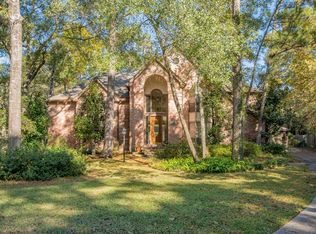 12 Crescent Falls Ct, Spring, TX 77381
