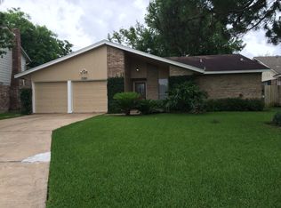 11430 Waxwood Dr, Houston, TX 77089