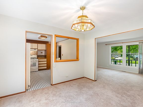 5th image of 2460 N Crescent Ln