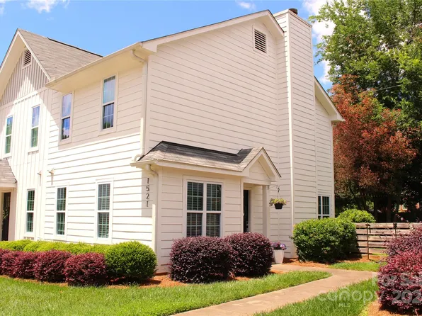 1521 Briar Creek Rd #5B, Charlotte, NC 28205