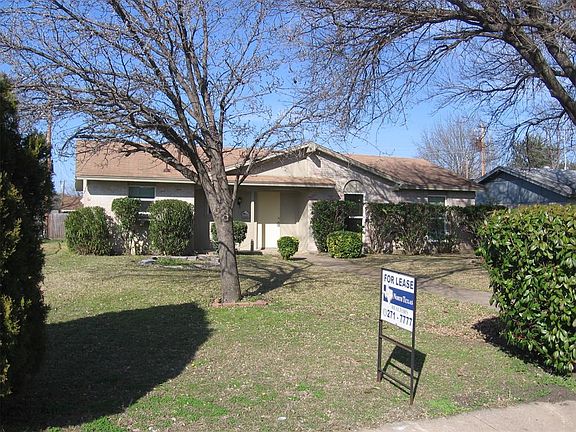 2nd image of 805 Shorecrest Dr