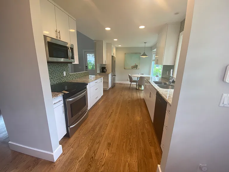19 W End Ave — Photo 14