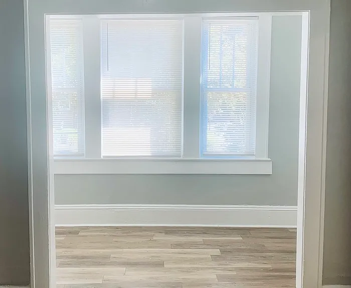 3914 Springfield Blvd — Photo 5