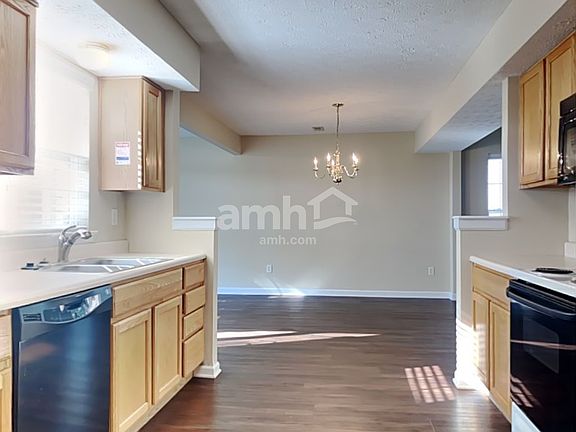 4th image of 599 Indian Lake Dr