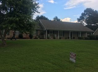 71 Arbor Ln, Columbus, MS 39702