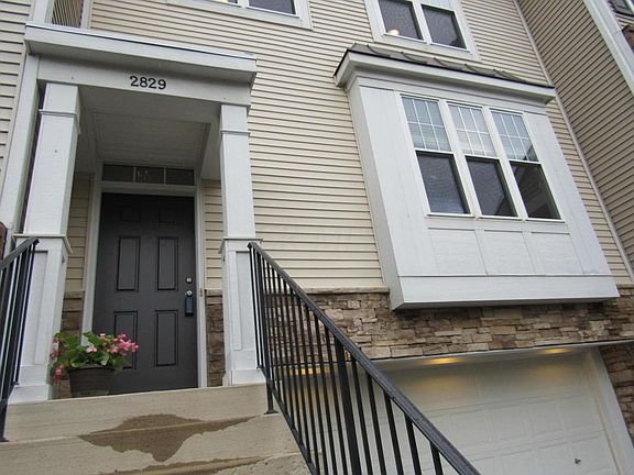 3rd image of 2829 Acarie Dr