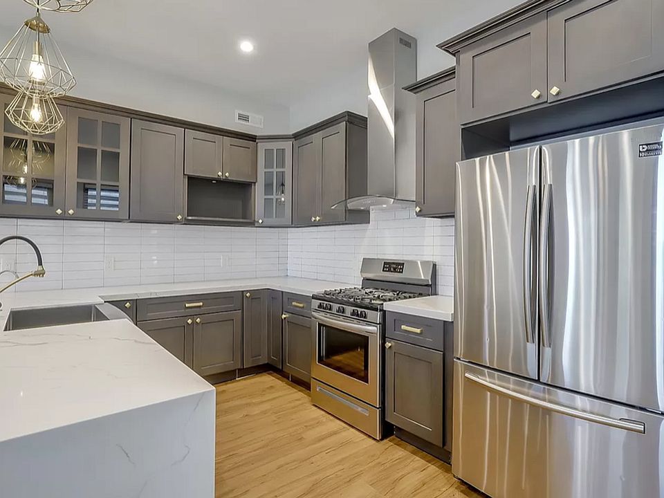 1st image of 1209 34th St #1
