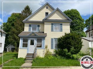 25 Spruce St, Gloversville, NY 12078