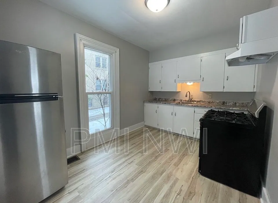 1 bed, 600 sqft, $1,025 — Photo 2