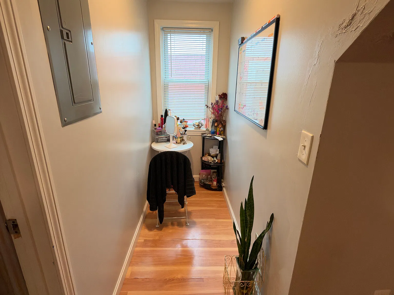 2 bed, 1200 sqft, $2,400 — Photo 4
