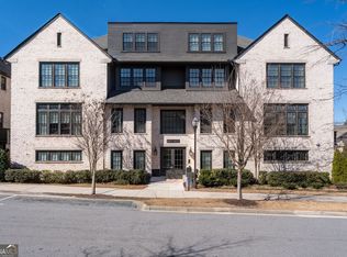 6625 Sterling Dr, Sandy Springs, GA