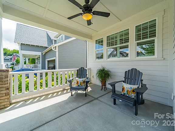 3rd image of 140 Slocumb Ln