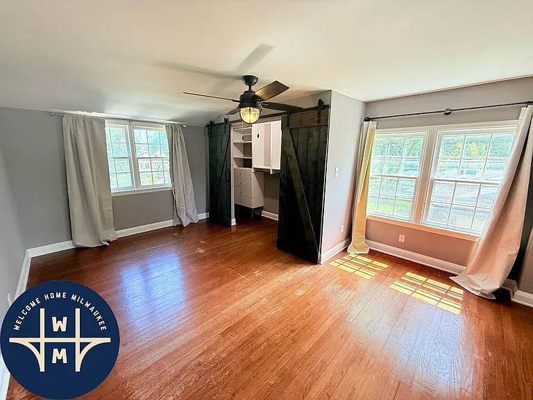 10431 W Hillside Ave — Photo 4