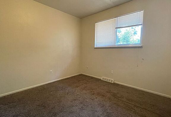 3rd image of 1210 18th Ave