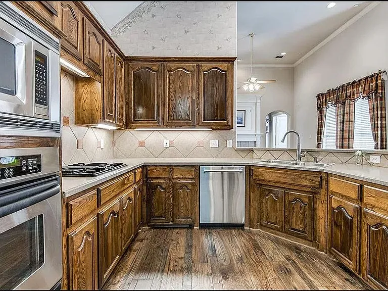 1026 Pedernales Trl — Photo 10