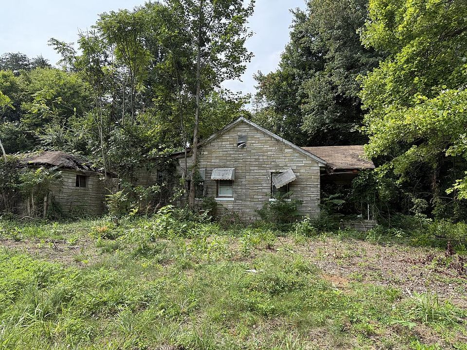 2nd image of Back Hampden Sydney