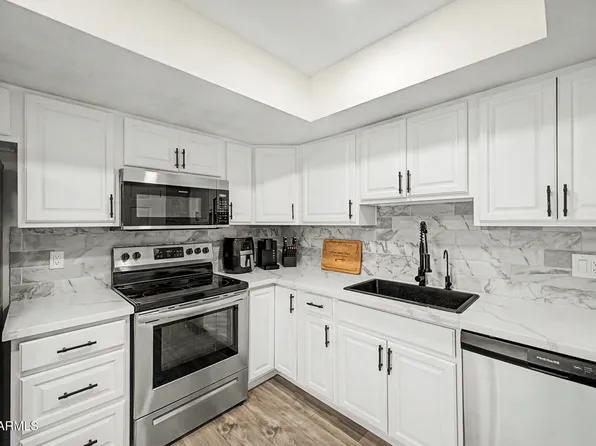 1342 W EMERALD Avenue #224, Mesa, AZ 85202