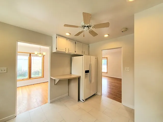 4715 W Lake Ave — Photo 8