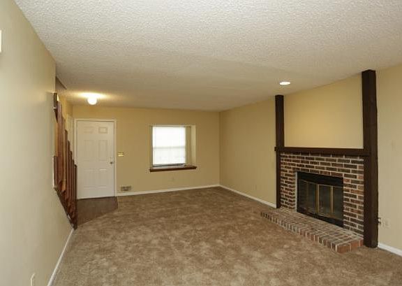 3rd image of 7127 King St