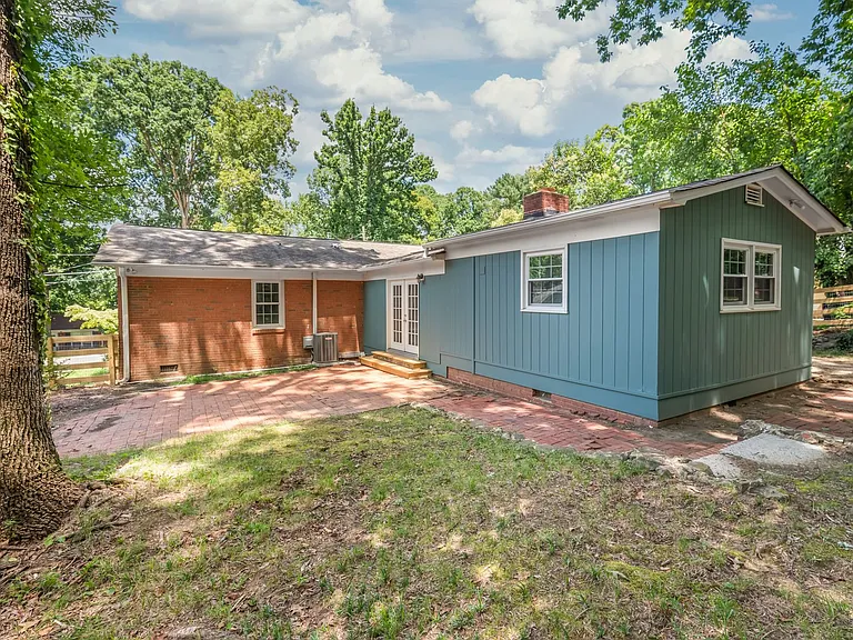 5054 Curtiswood Dr — Photo 24
