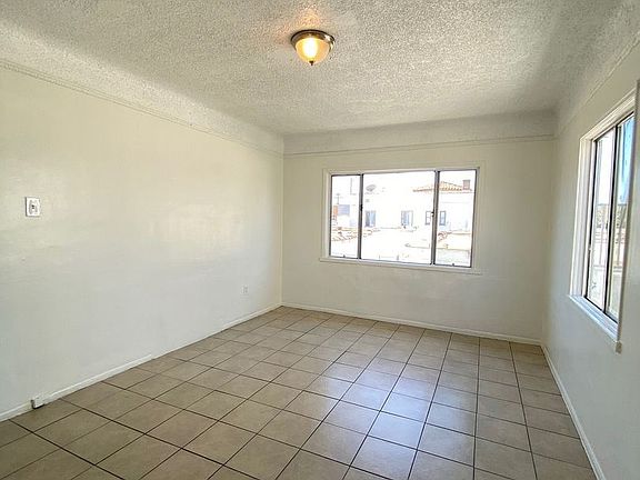 3rd image of 6368 Arbutus Ave Unit B