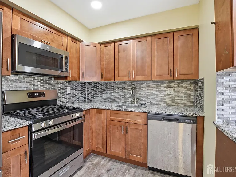 160 Evergreen Rd #14A — Photo 14