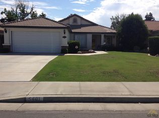 5401 Silvergate St, Bakersfield, CA 93313