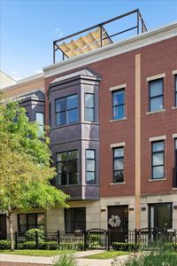 729 W 15th St, Chicago, IL, 60607