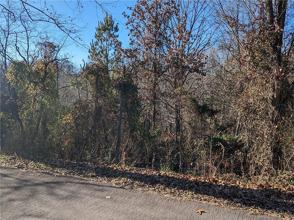 1st image of 6 Eriboll Ln