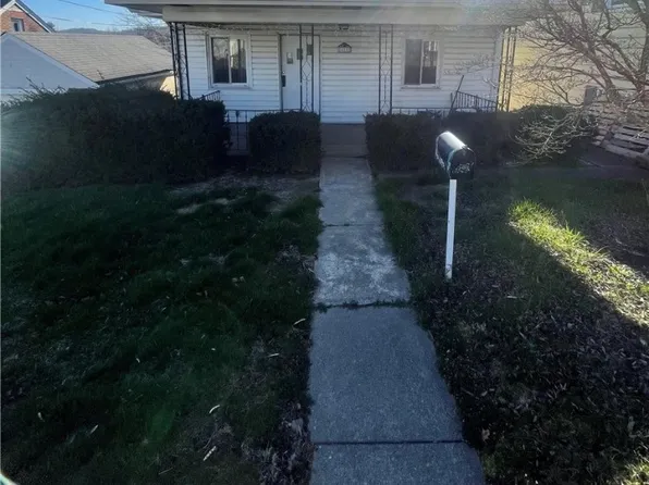 628 Delaware St, Monessen, PA 15062