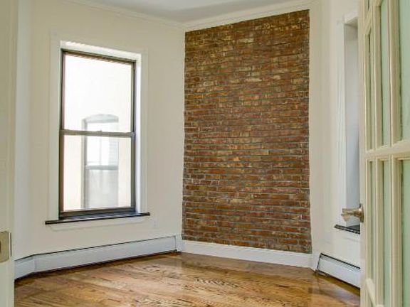 2nd image of 15 W 103rd St APT 3C