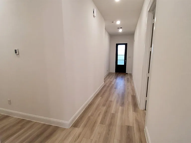30607 Bahia Oak Bnd — Photo 8
