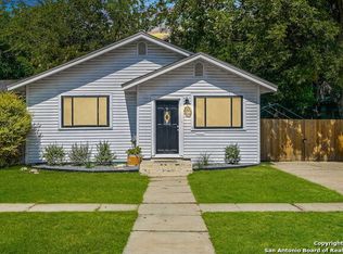 915 W Gramercy Pl, San Antonio, TX 78201