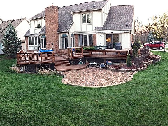 Huge Deck, plus patio