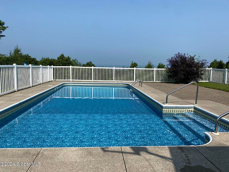2nd image of 579 Coot Hill Road