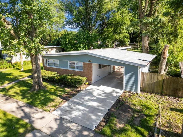 327 Sioux St, Park Forest, IL 60466