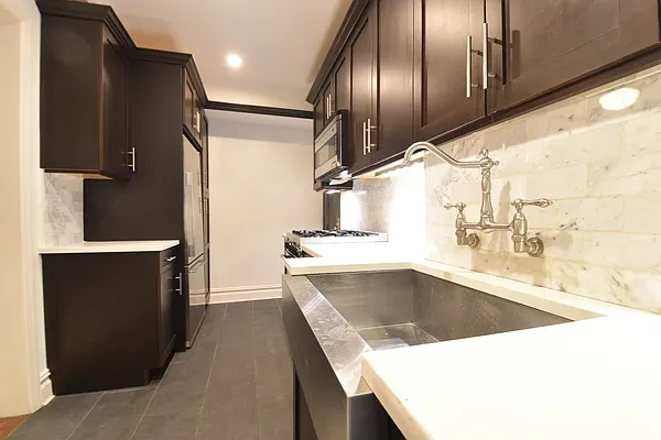 Rented by (Legacy) NY Quality Living Uptown | media 19