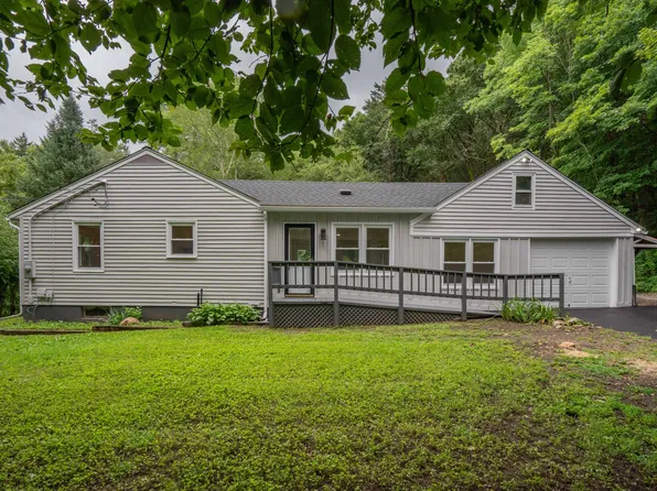 16 Cotton Hill Road, New Hartford, CT 06057