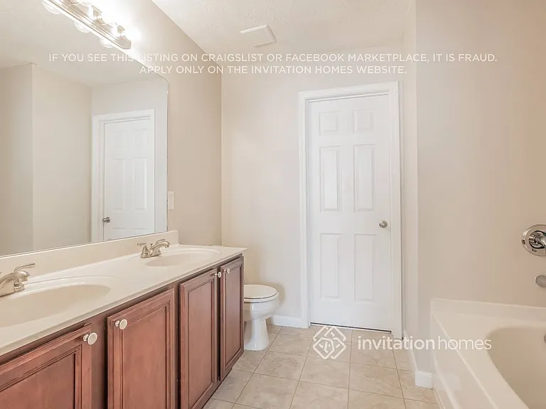 8712 Ambonnay Dr — Photo 13